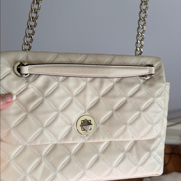 Kate Spade cream quilted turn key lock pleated sides shoulder/ crossbody - Picture 12 of 12